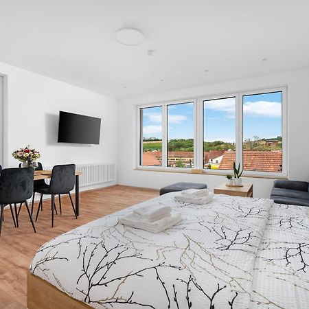 Apartmany Stastny Sklep วาลติตซา ภายนอก รูปภาพ
